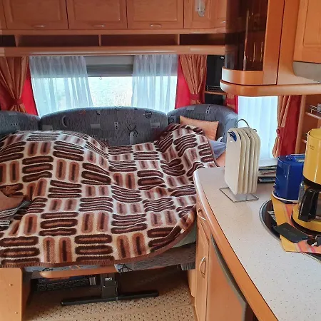 Mietwohnwagen Pl. 17 Am Kransburger Campingplatz