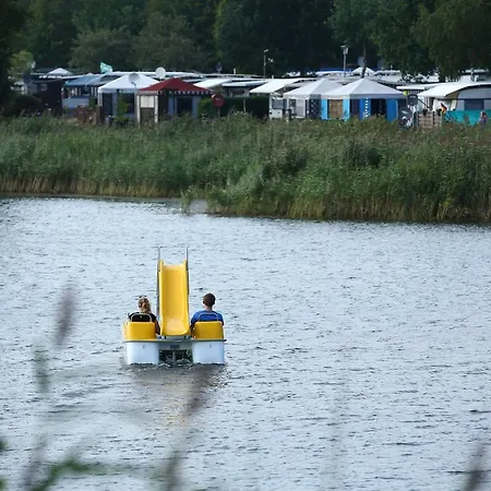 Mietwohnwagen Pl. 17 Am Kransburger Campingplatz